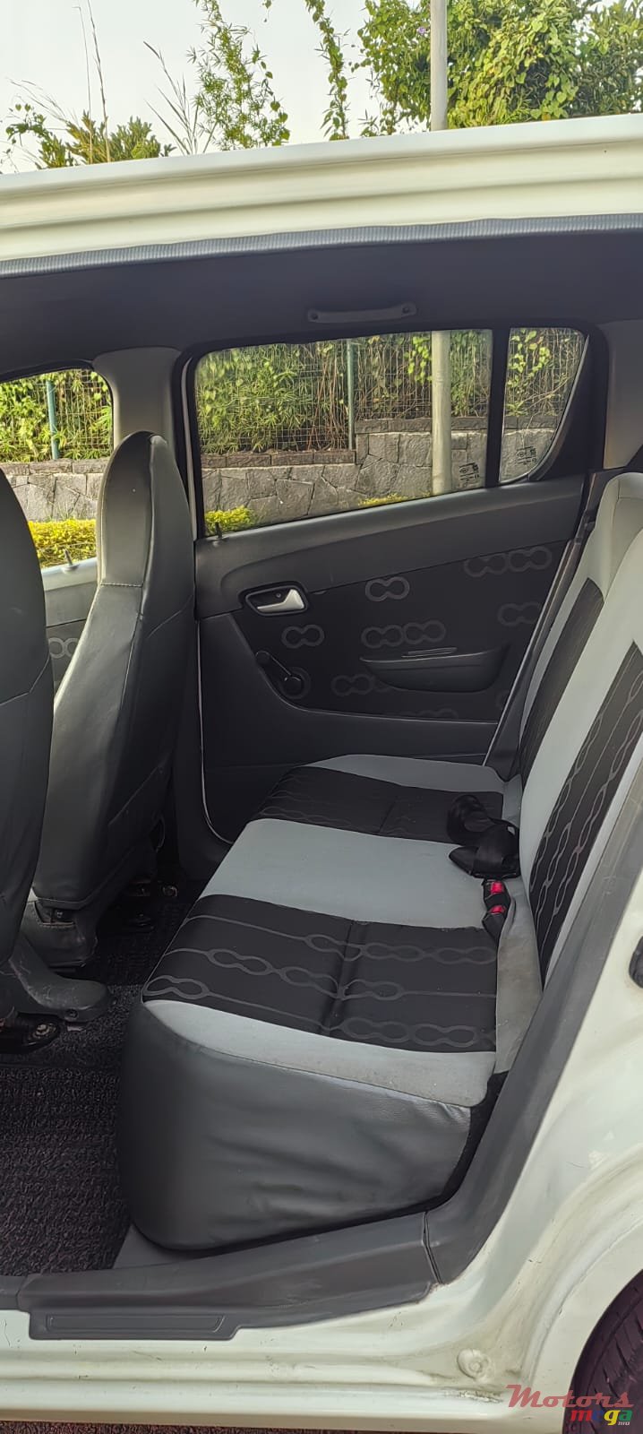 2014' Suzuki Alto photo #7