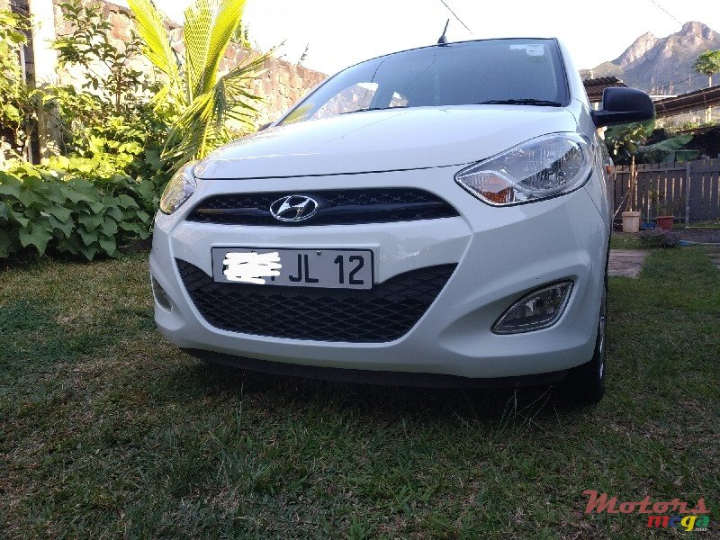 2012' Hyundai i10 photo #2