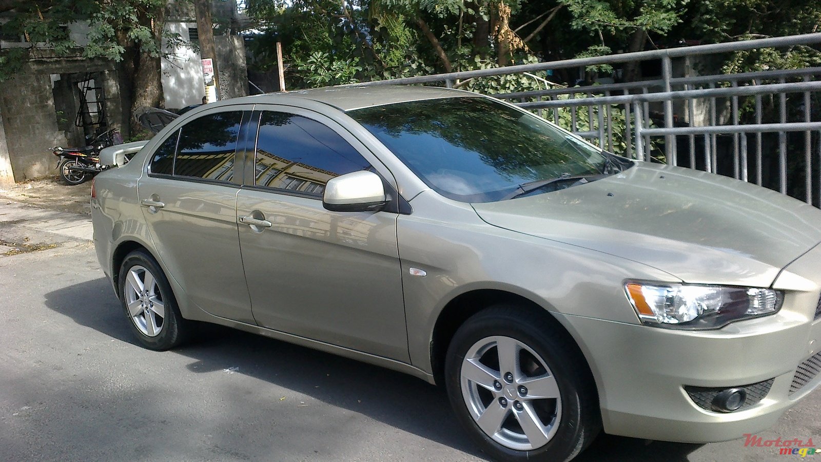 2008' Mitsubishi Lancer EX photo #3