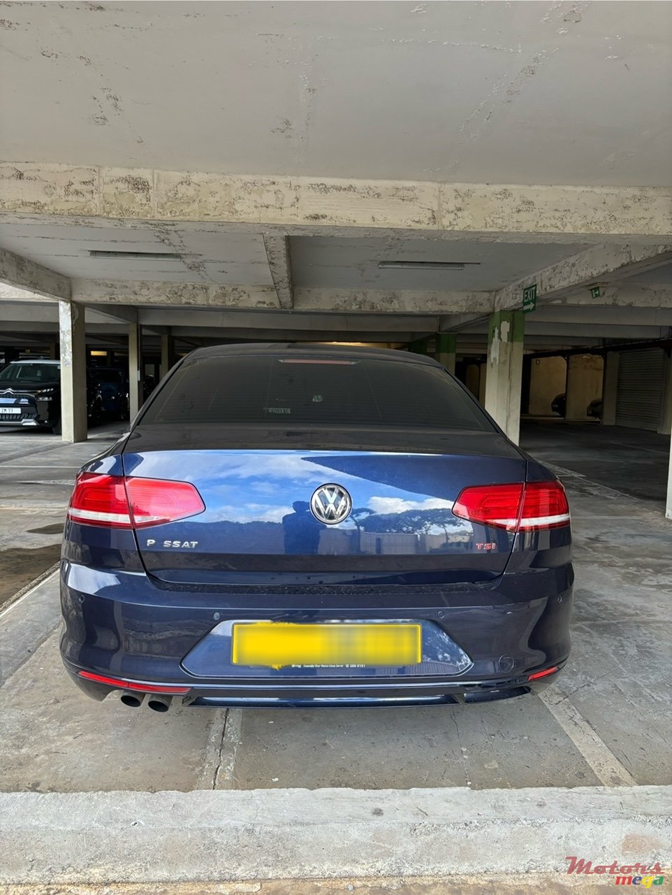 2017' Volkswagen Passat Variant photo #3