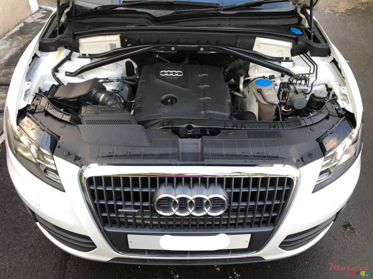 2012' Audi Q5 photo #7