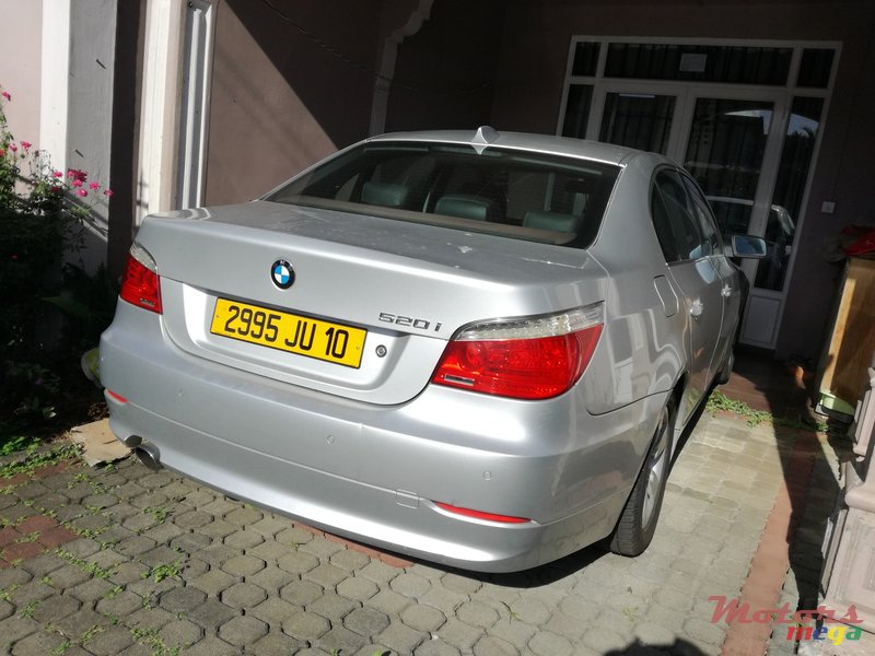 2010' BMW 520 E 60 photo #1