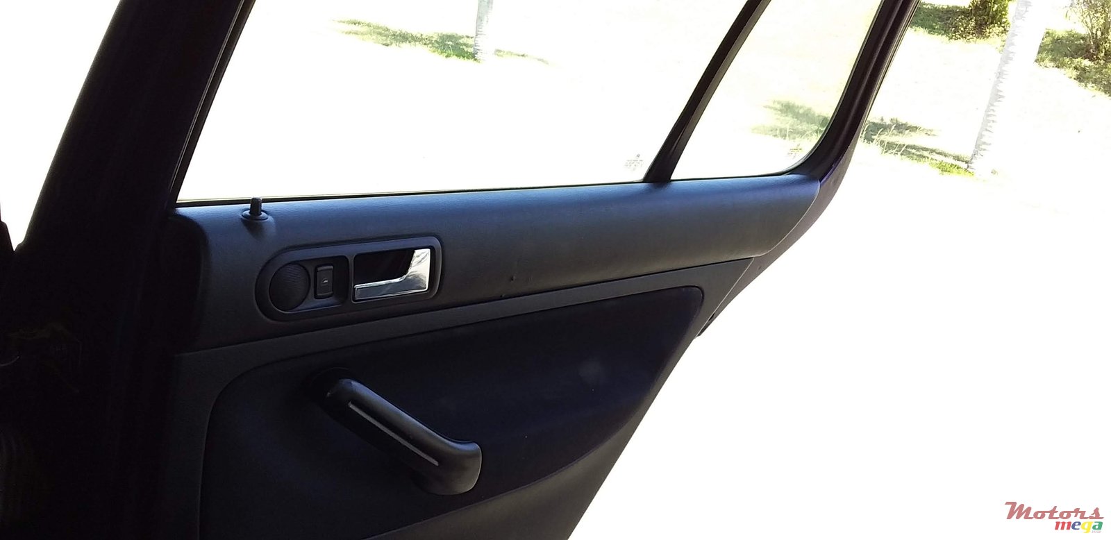 2007' Volkswagen Golf IV photo #3