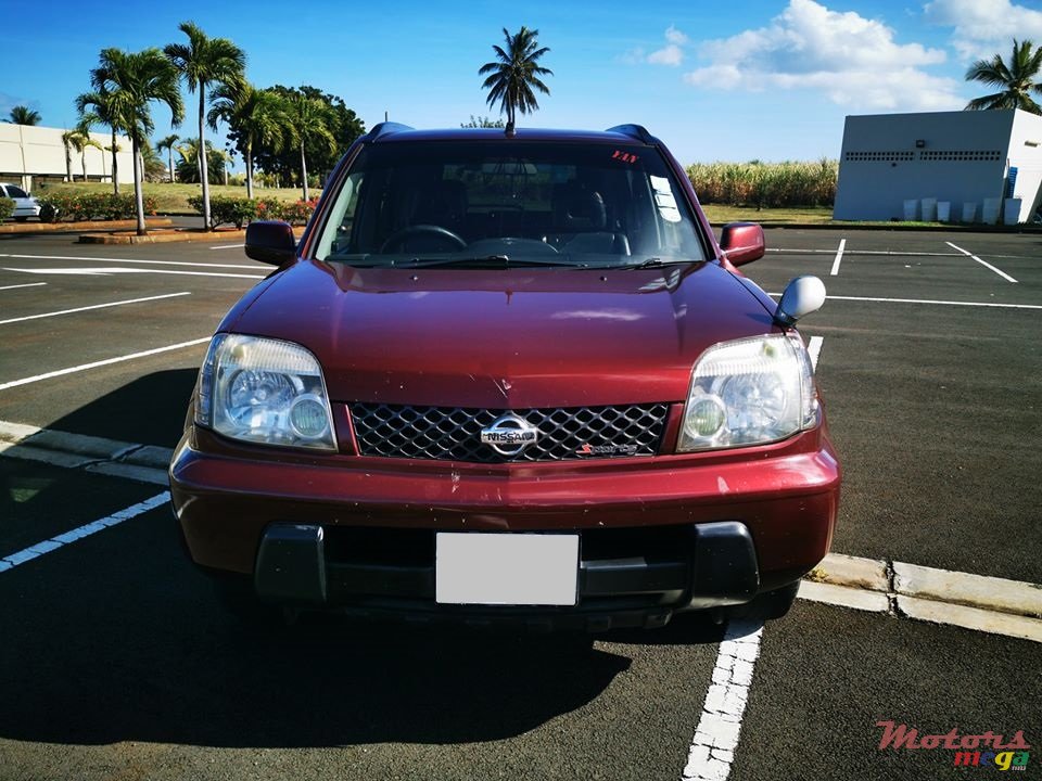 2002' Nissan X-Trail photo #1