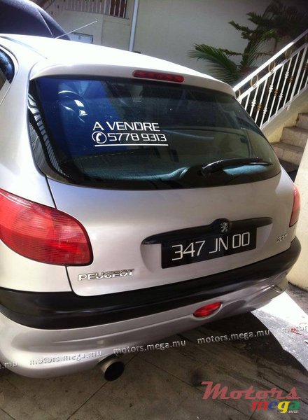 2000' Peugeot photo #5