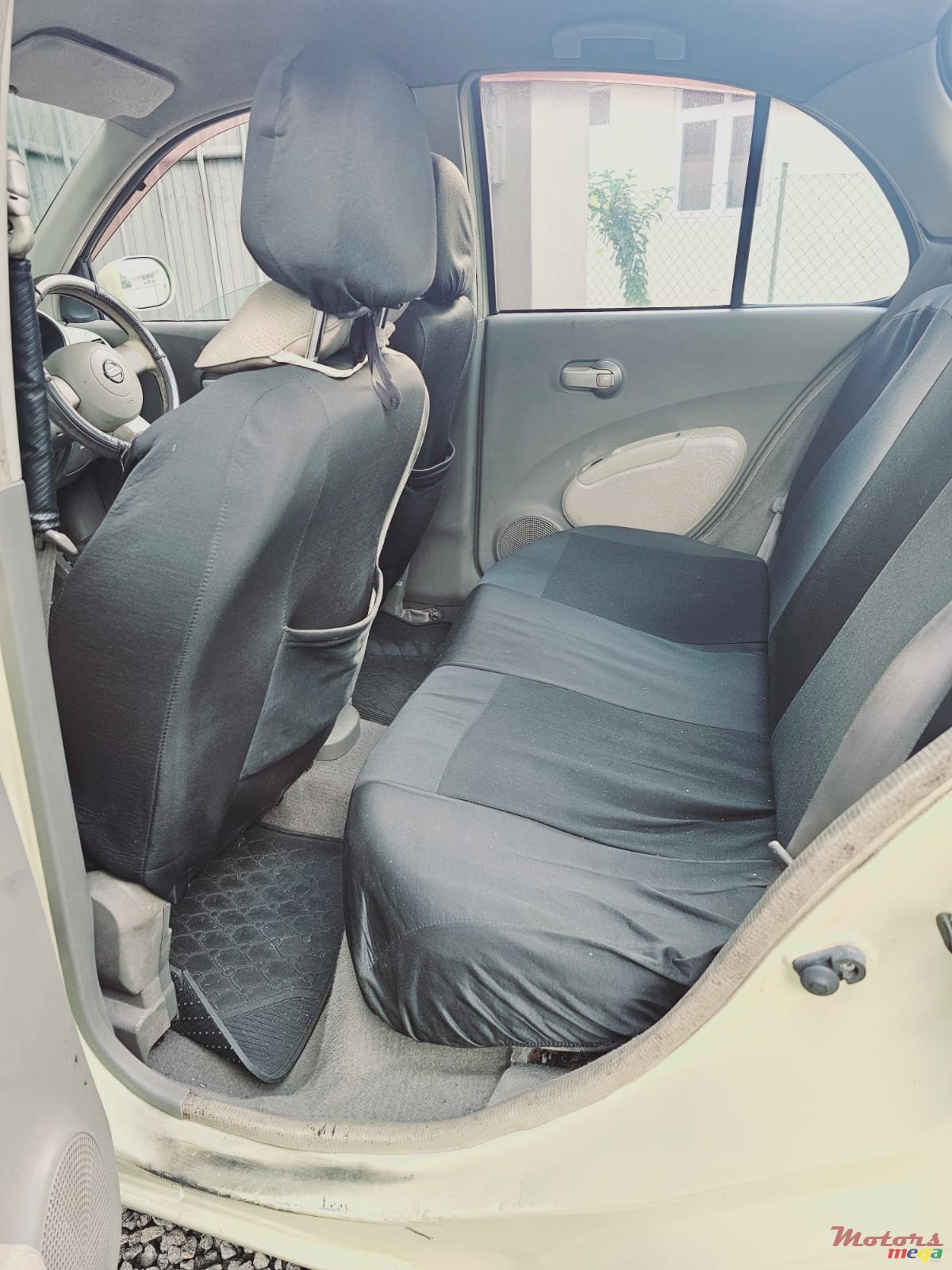 2005' Nissan March photo #6