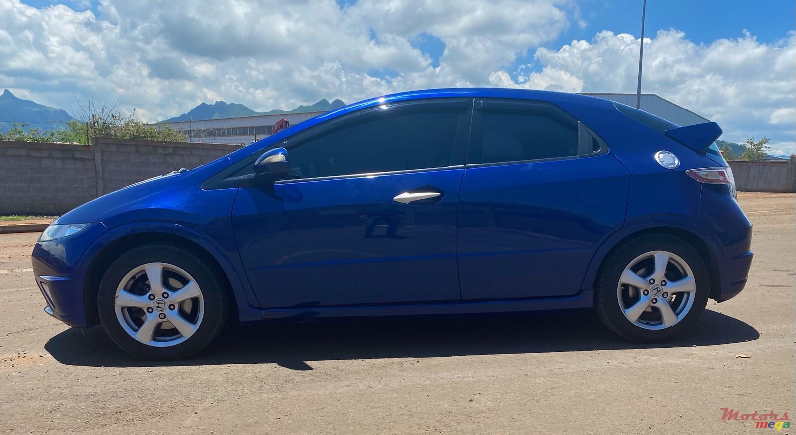 2010' Honda Civic photo #1