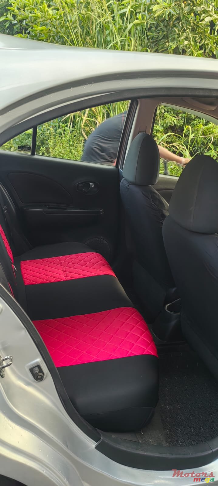 2011' Nissan March photo #7