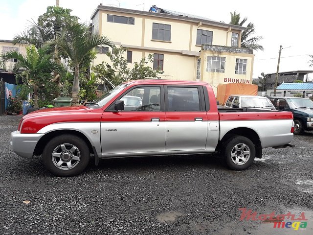 2004' Mitsubishi L 200 2x4 photo #6