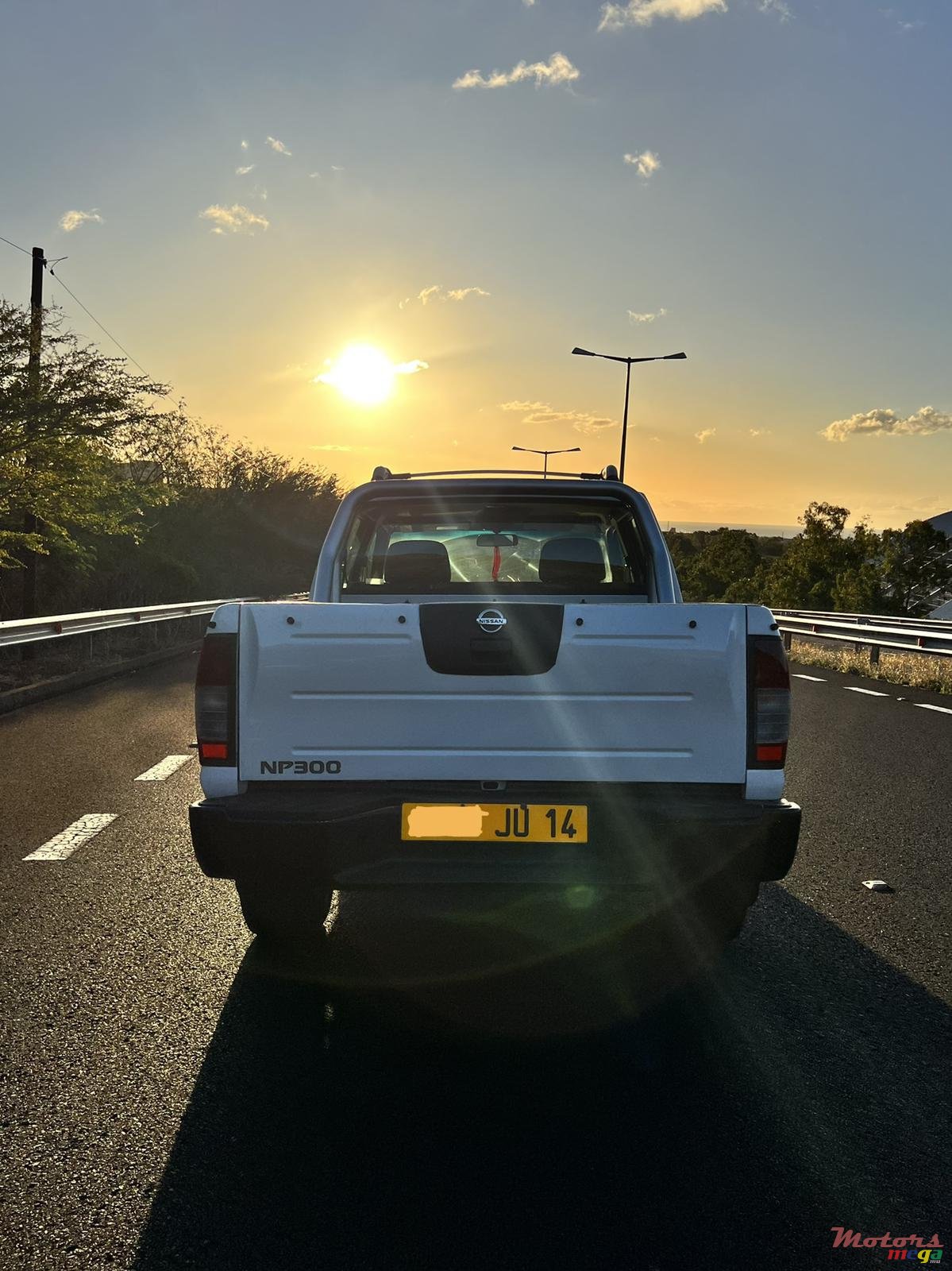 2014' Nissan photo #5