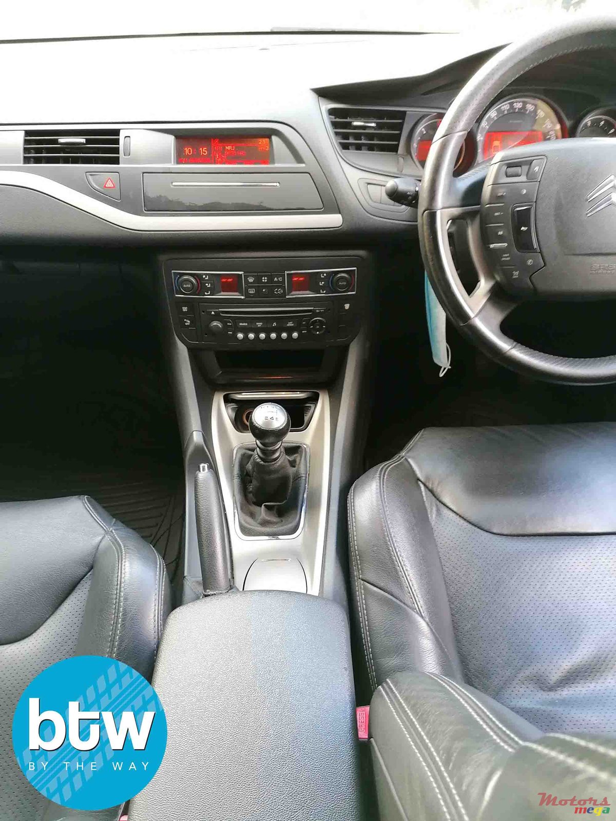 2012' Citroen C5 photo #6