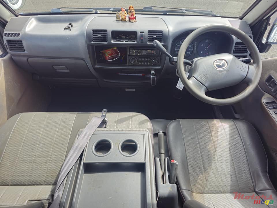 2007' Mazda Bongo Goods Vehicle photo #5