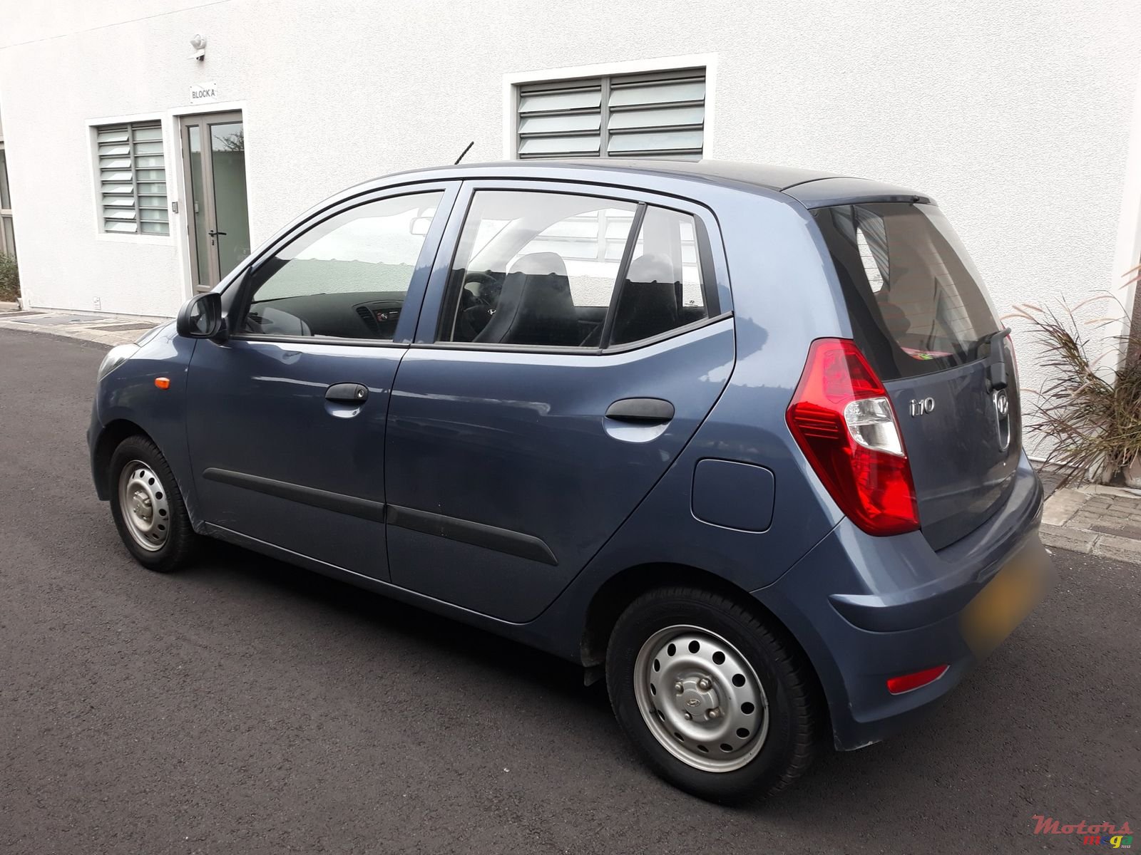 2014' Hyundai i10 Hatchback photo #1