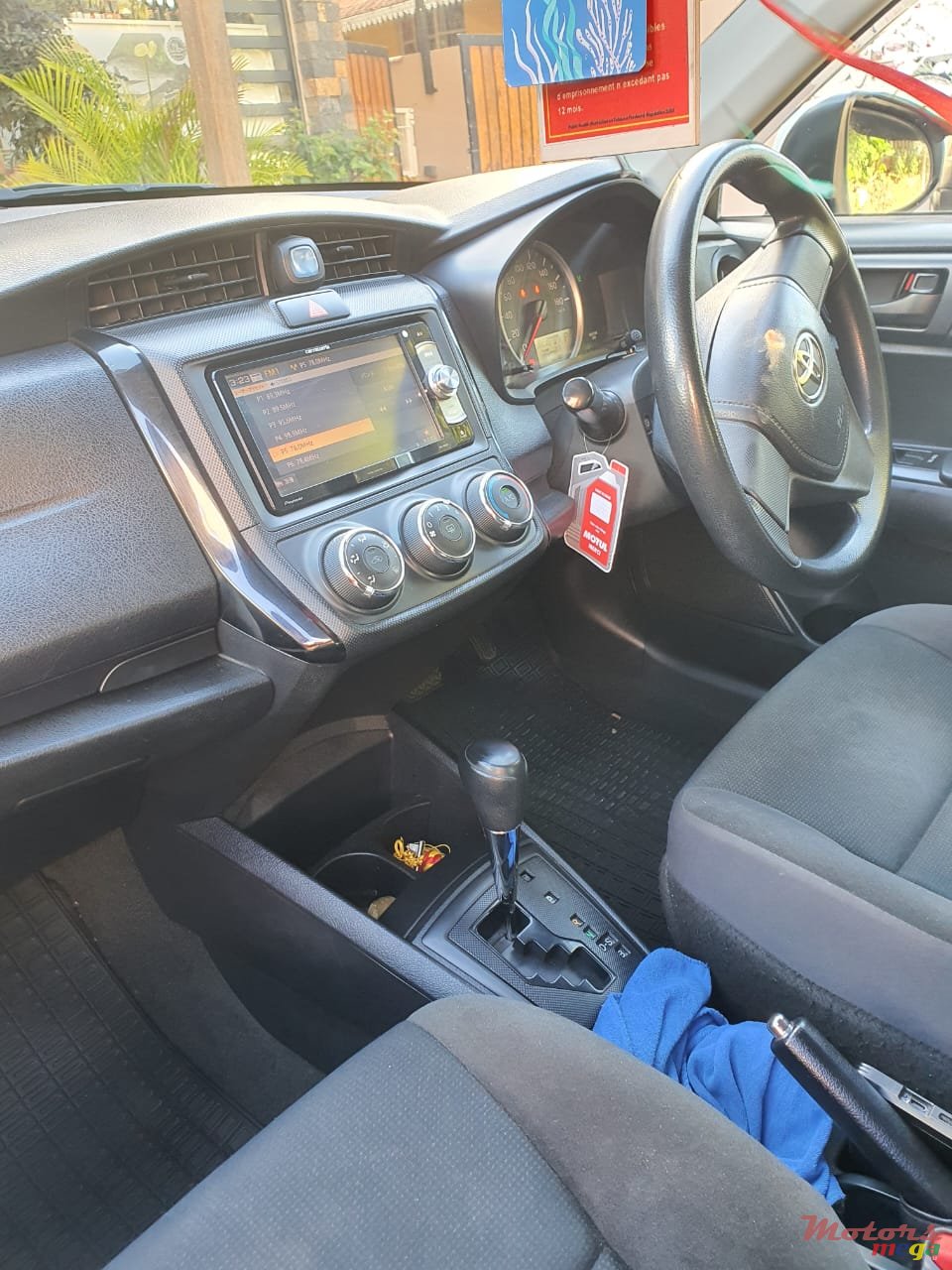 2018' Toyota Axio photo #4