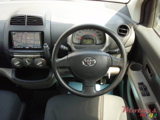 2009' Toyota Paseo photo #3