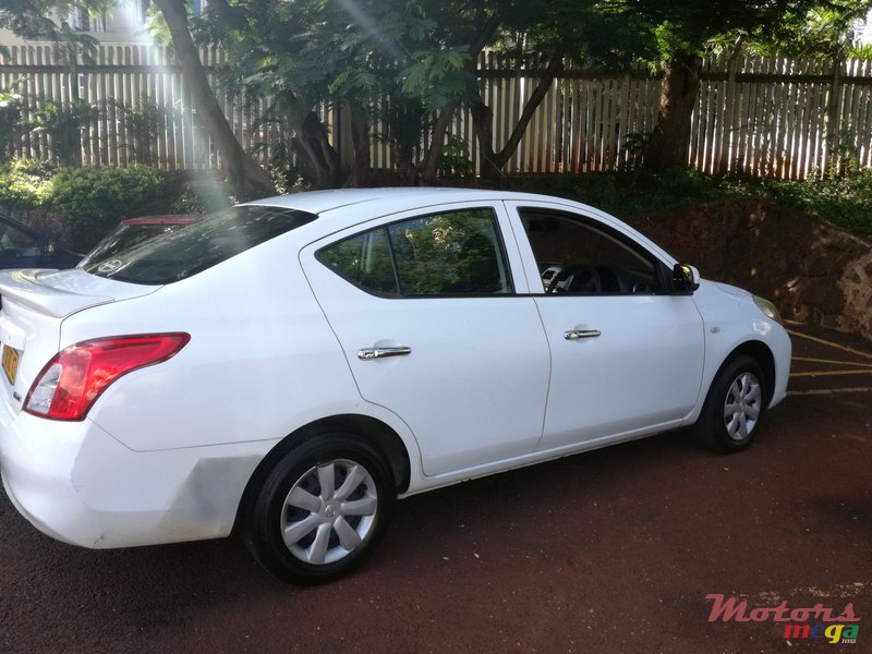 2013' Nissan Almera photo #1