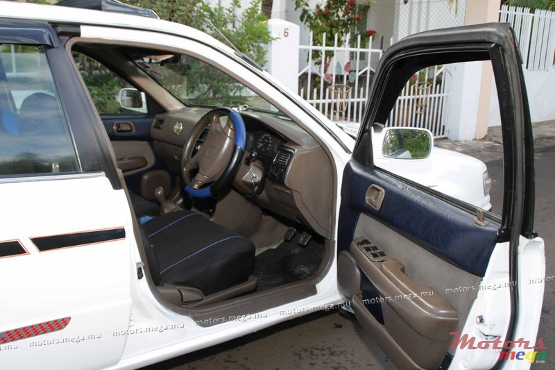 1996' Toyota EE111 photo #3