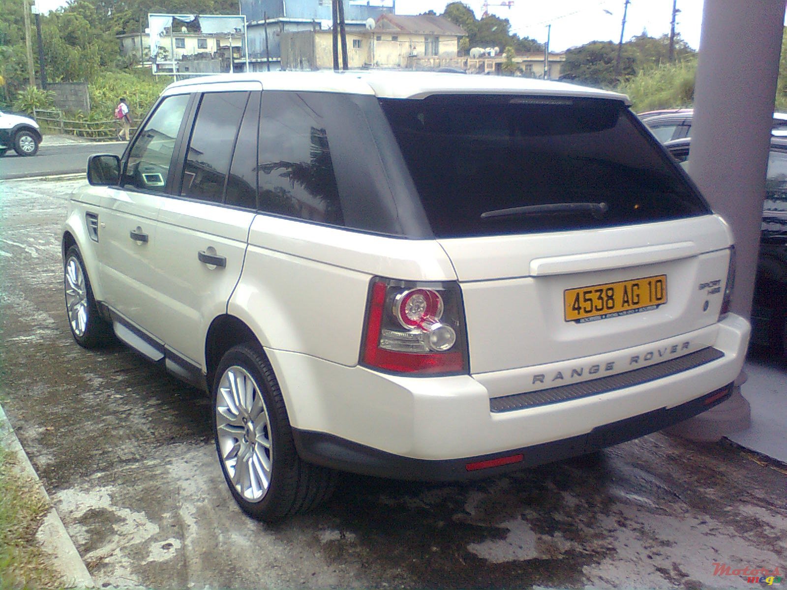 2010' Land Rover Range Rover Sport HSE SPORT photo #4