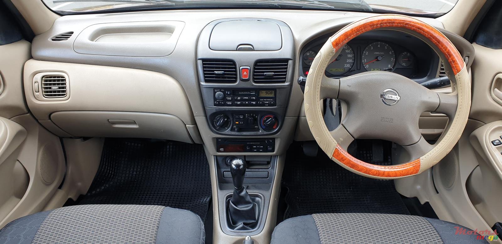 2003' Nissan Sunny photo #5