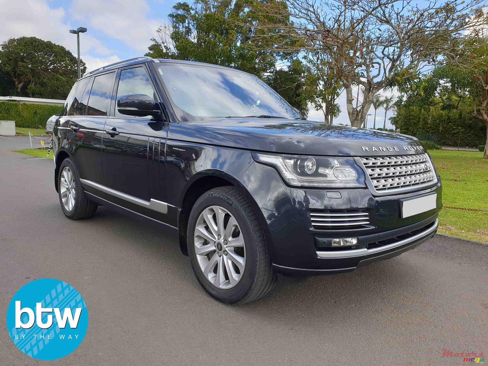 2014' Land Rover Range Rover Vogue photo #1