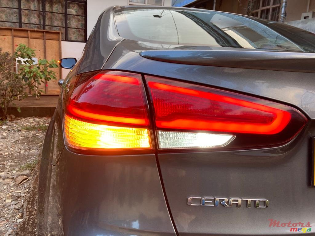 2017' Kia Cerato SX Pack Plus photo #4
