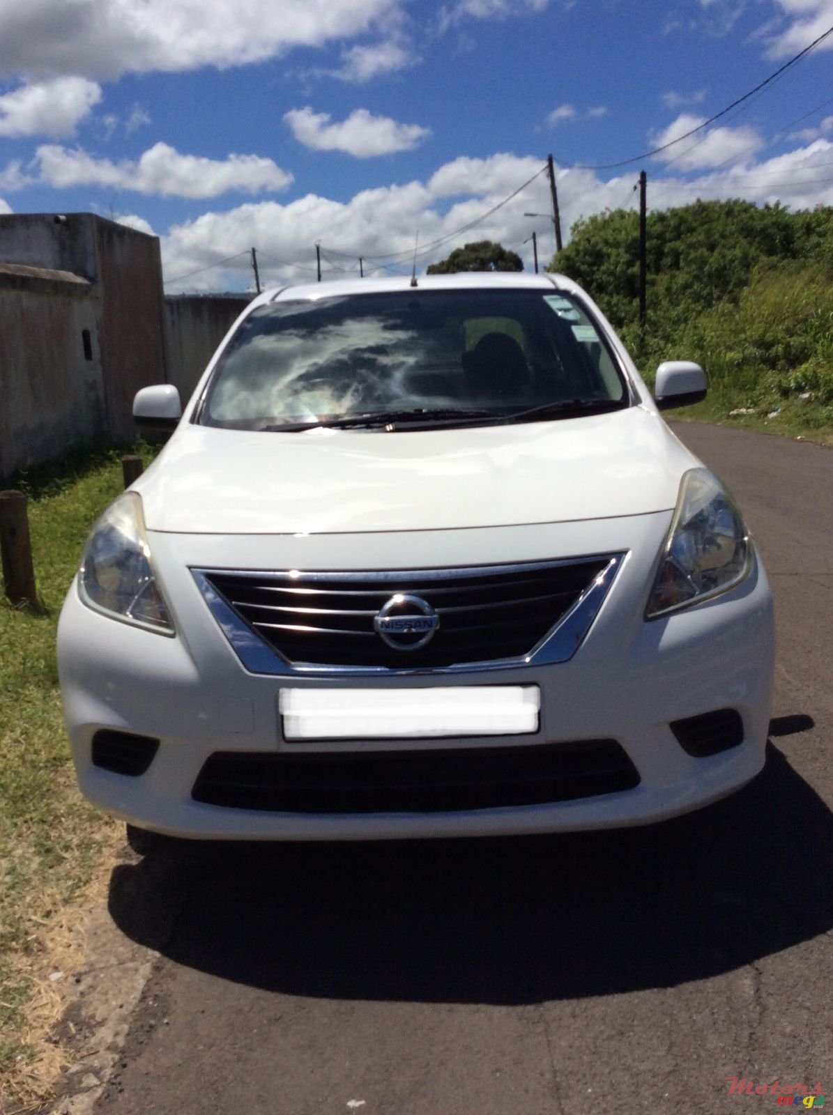 2014' Nissan Almera photo #3