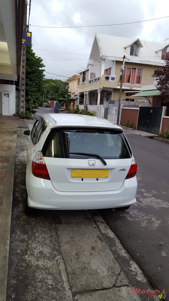 2007' Honda Fit photo #3