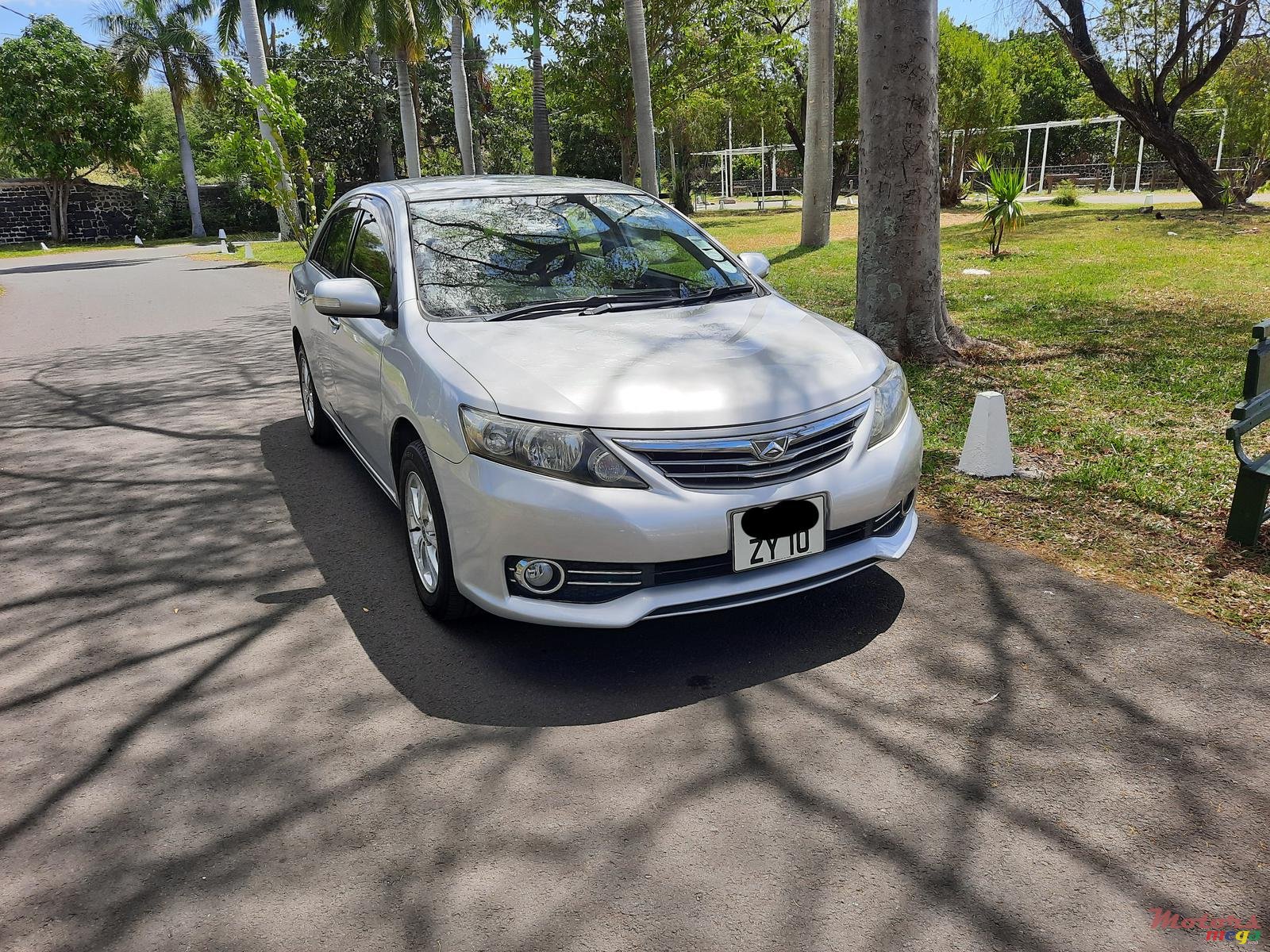 2010' Toyota Allion photo #2