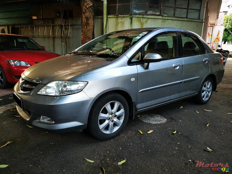 2007' Honda City photo #4