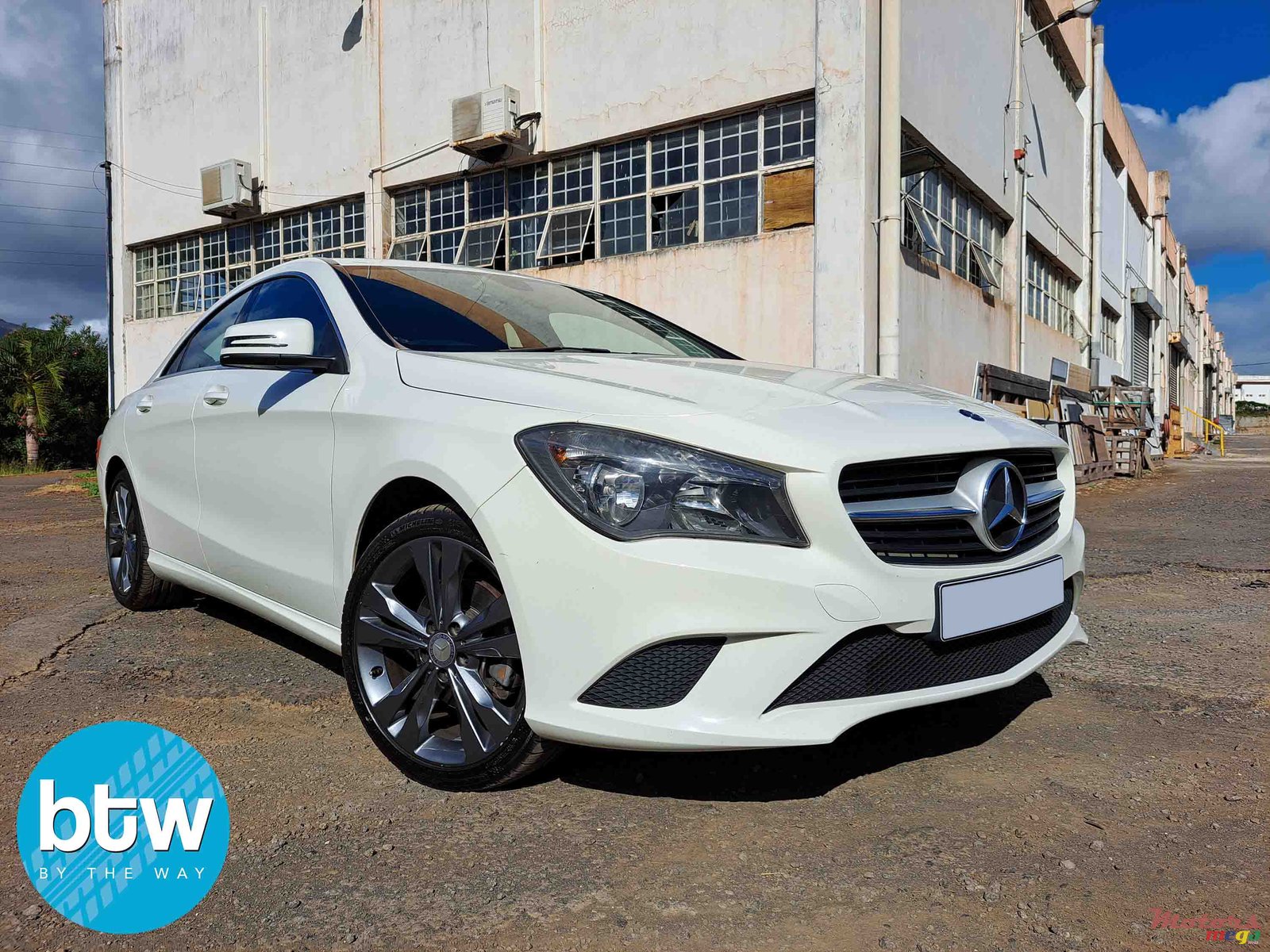 2014' Mercedes-Benz CLA 180 photo #1