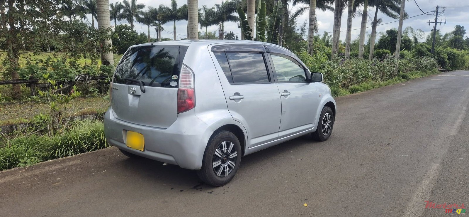 2009' Toyota Passo photo #3