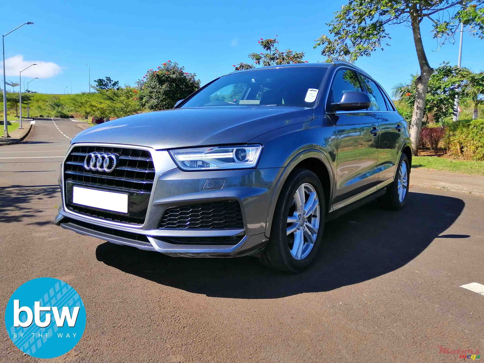 2019' Audi Q3 photo #2