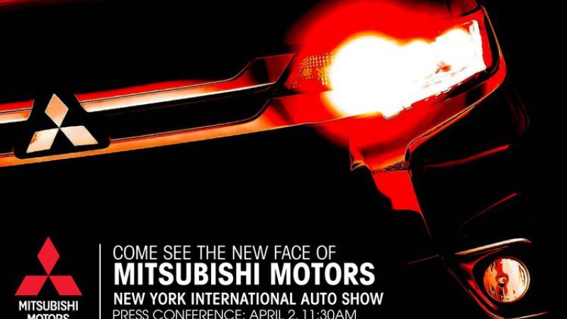 Mitsubishi Teases 2016 Outlander Ahead of New York Debut