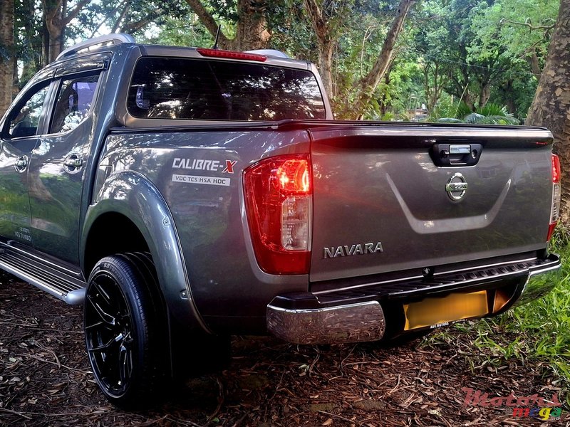 2019' Nissan Navara photo #2