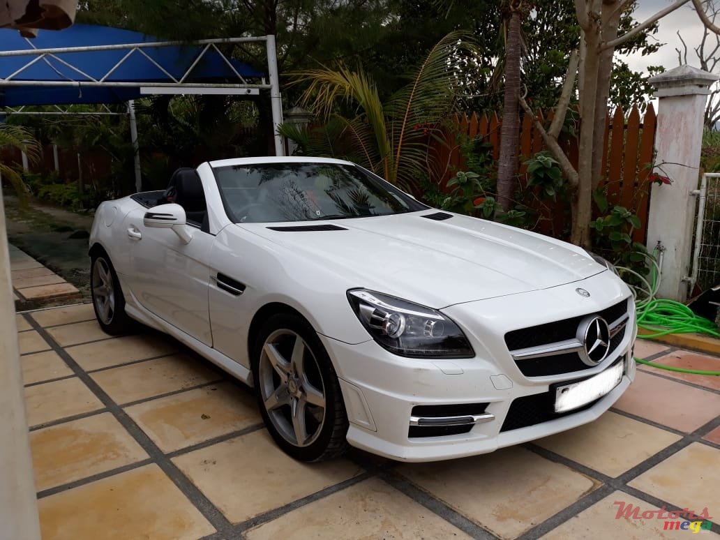 2015' Mercedes-Benz SLK 250 SLK 250 AMG photo #1