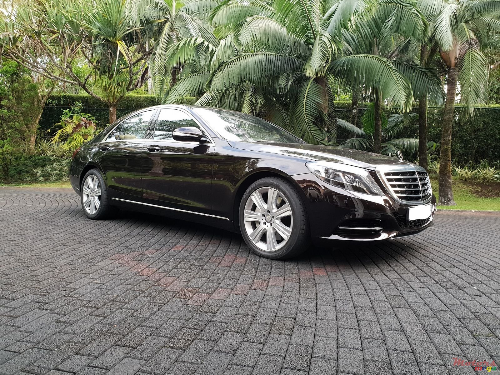 2013' Mercedes-Benz S-Class photo #2