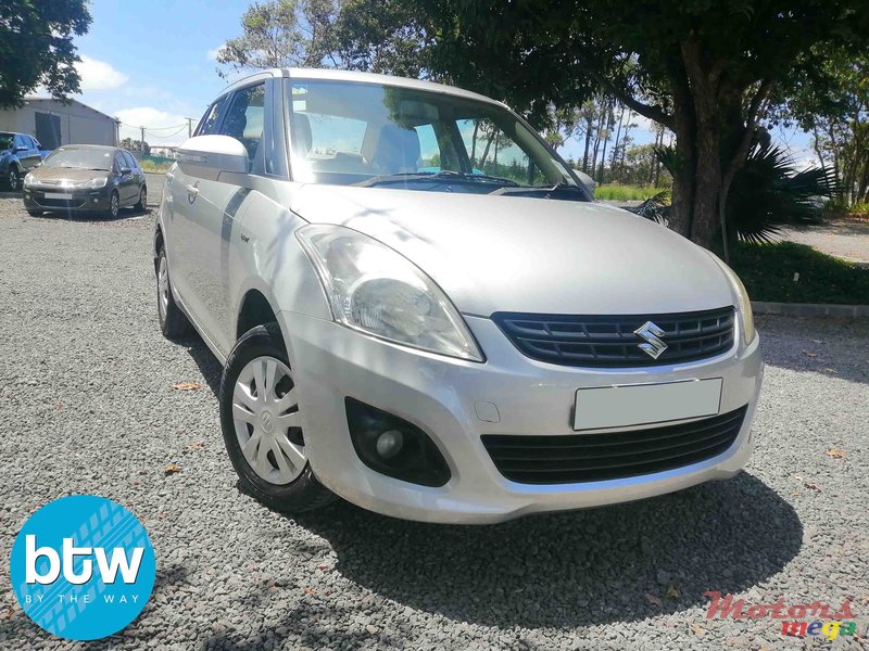 2014' Suzuki Swift Dzire photo #1