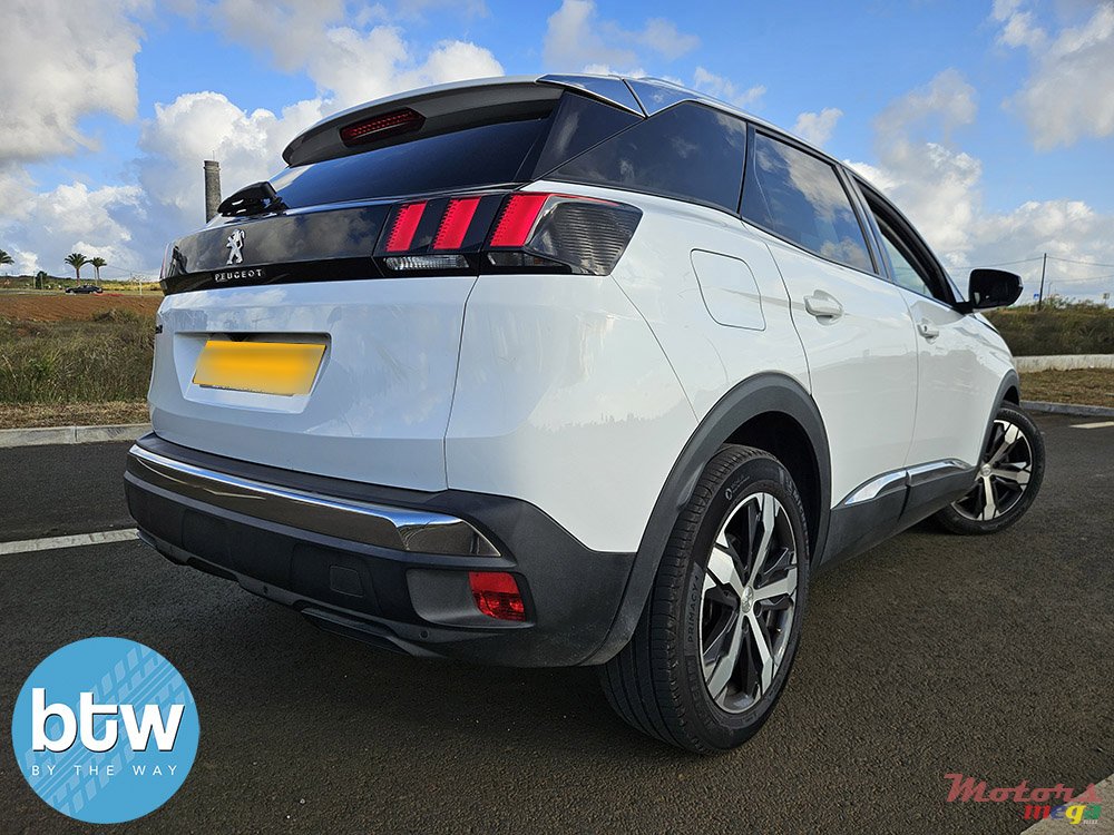 2019' Peugeot 3008 photo #4