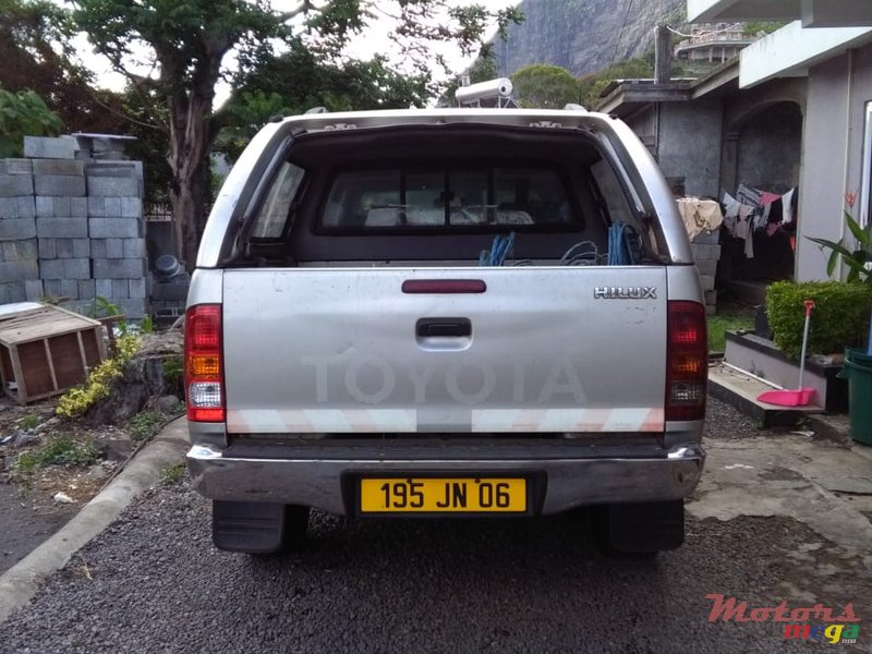 2006' Toyota Hilux photo #6