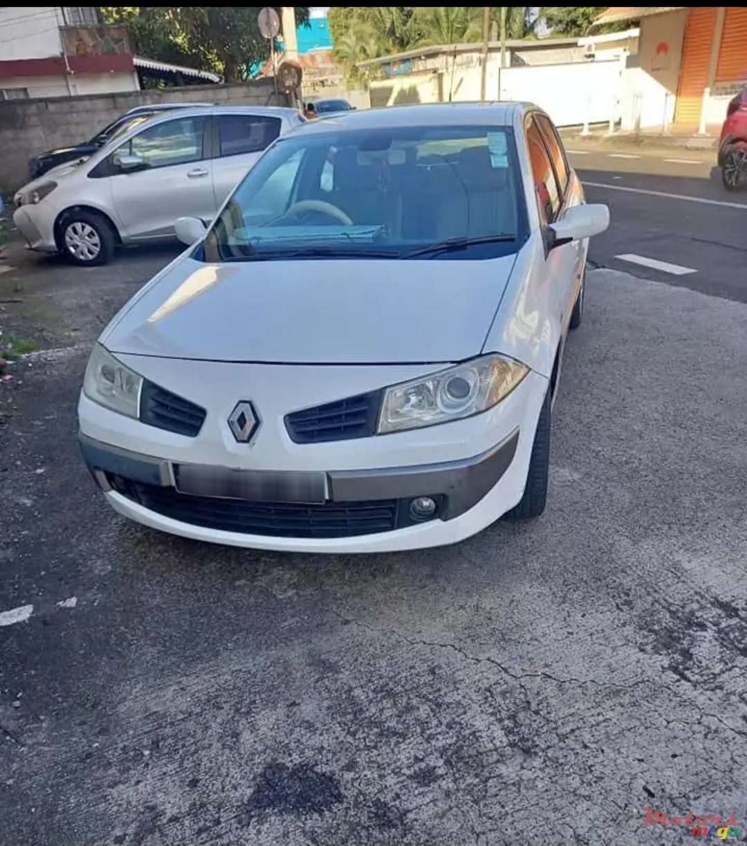 2006' Renault Megane photo #2