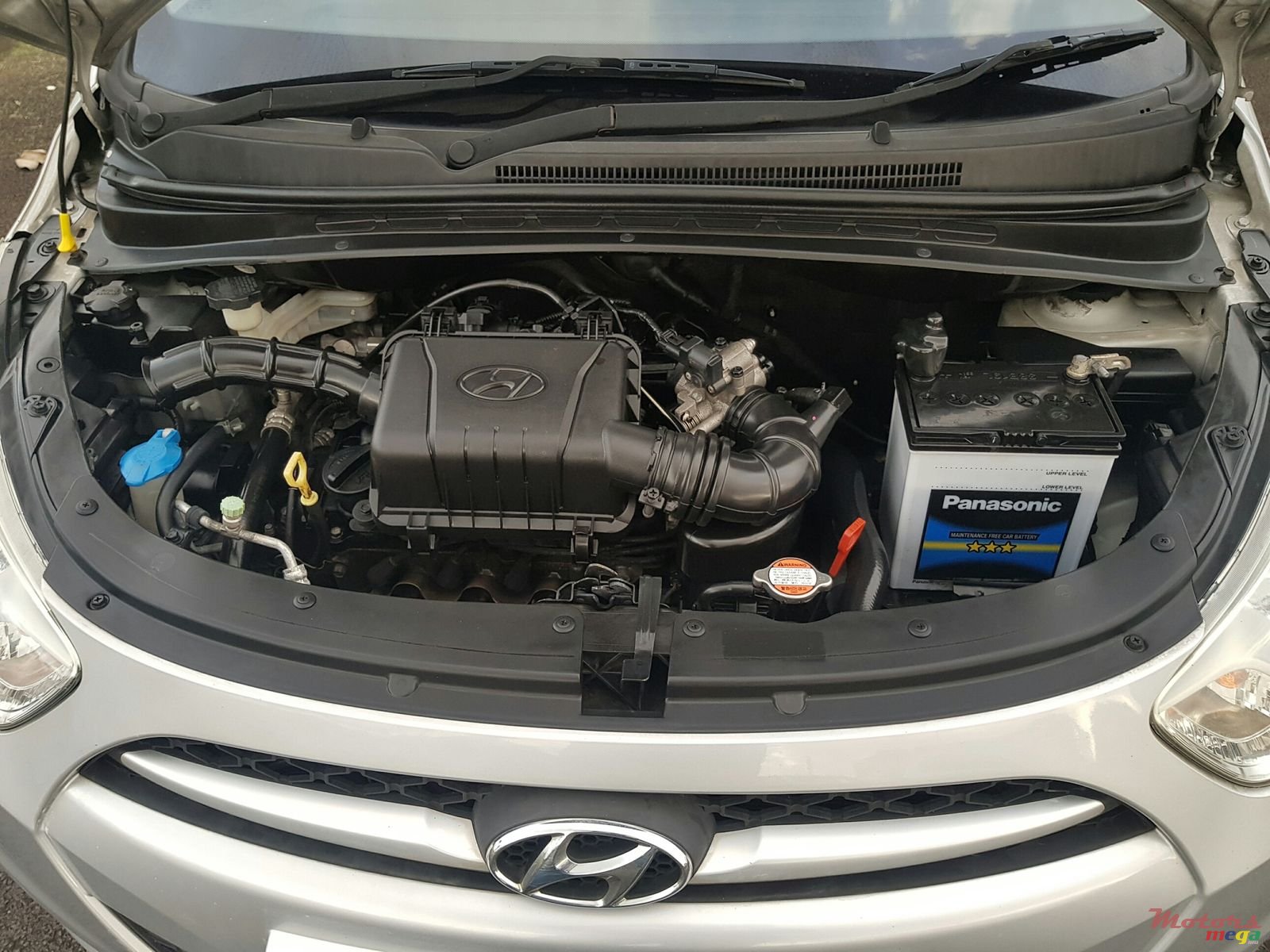 2012' Hyundai i10 Automatic petrol photo #6