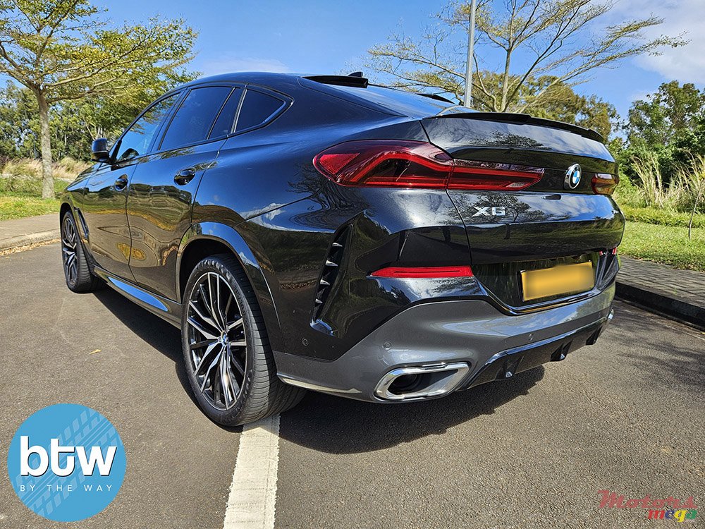 2021' BMW X6 XDRIVE 40D photo #4