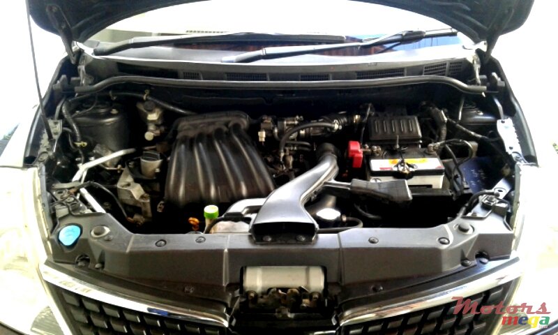 2005' Nissan Tida latio photo #6