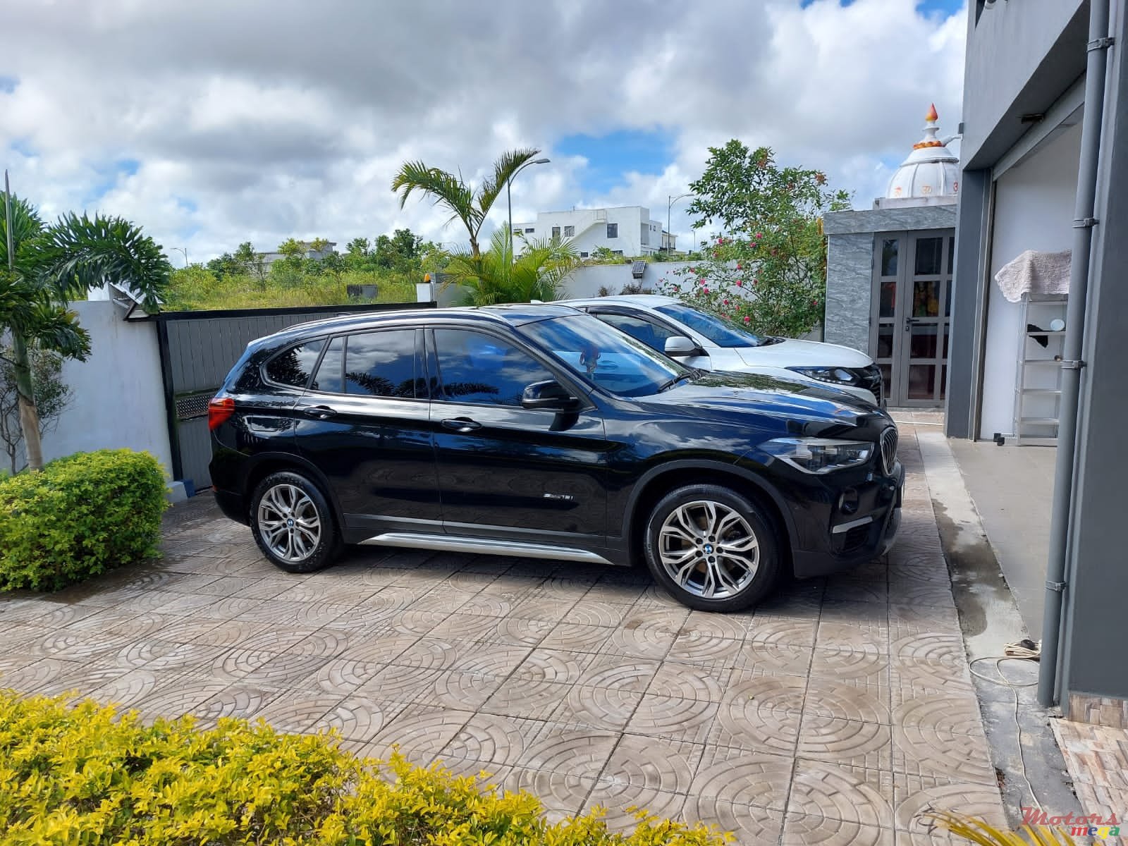 2016' BMW 1 Series photo #6