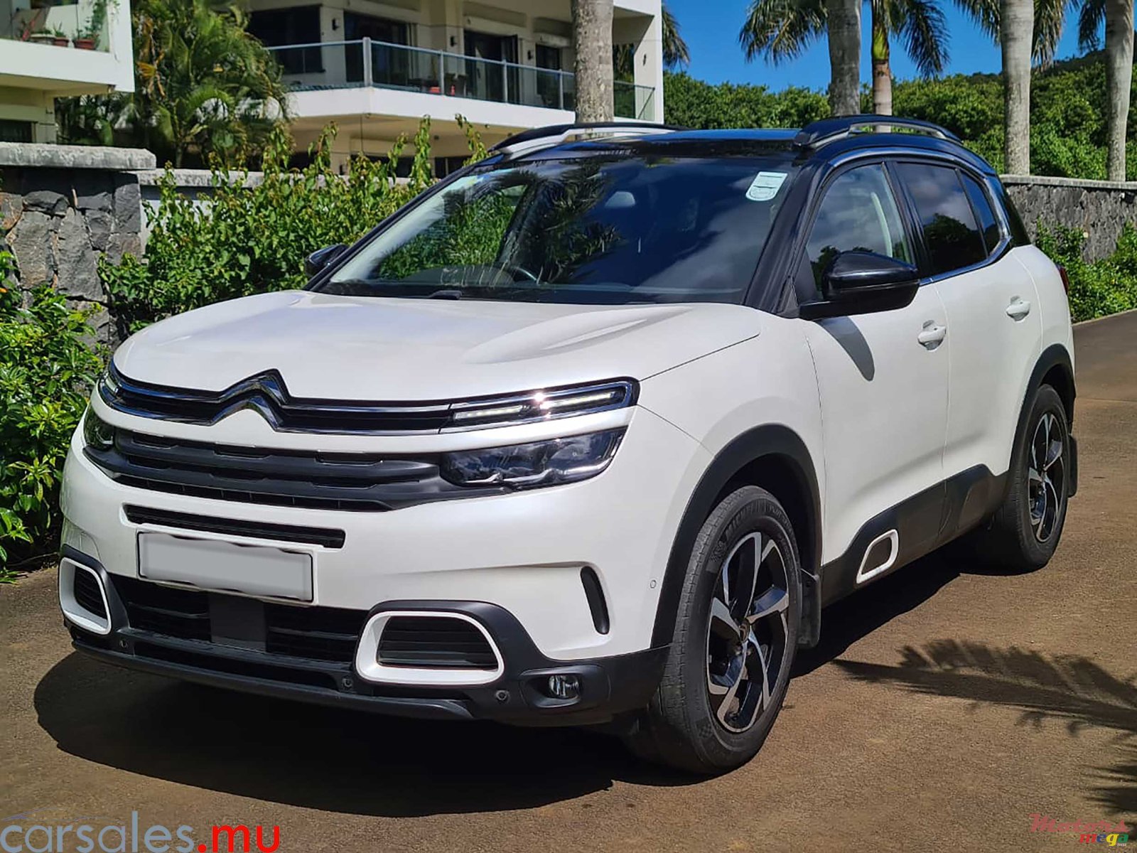 2021' Citroen C5 Aircross 1.6 photo #2