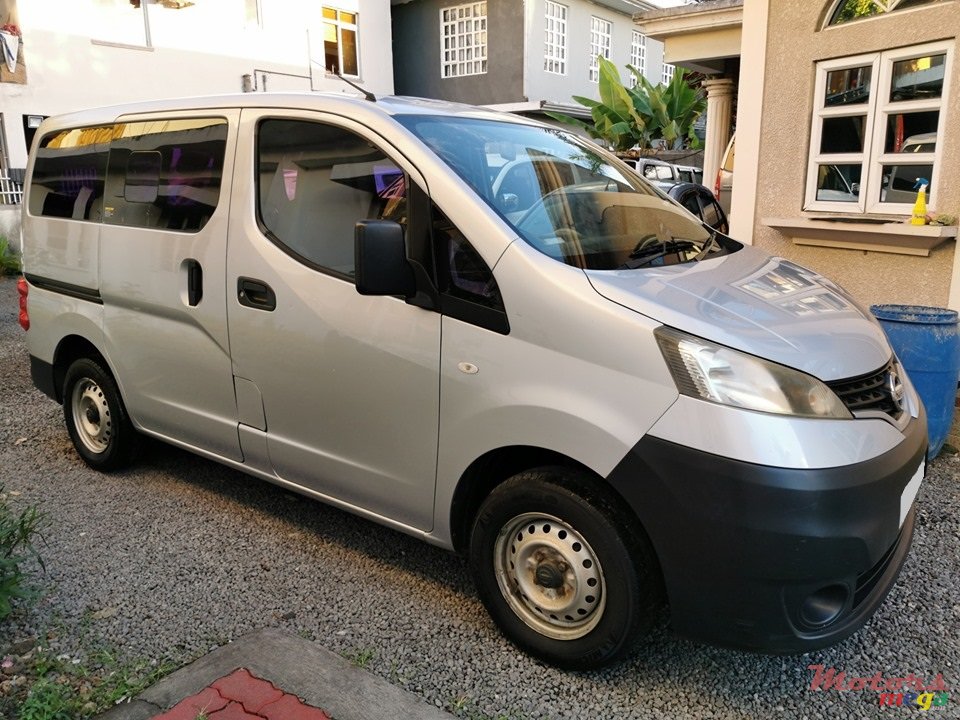 2014' Nissan NV200 photo #3