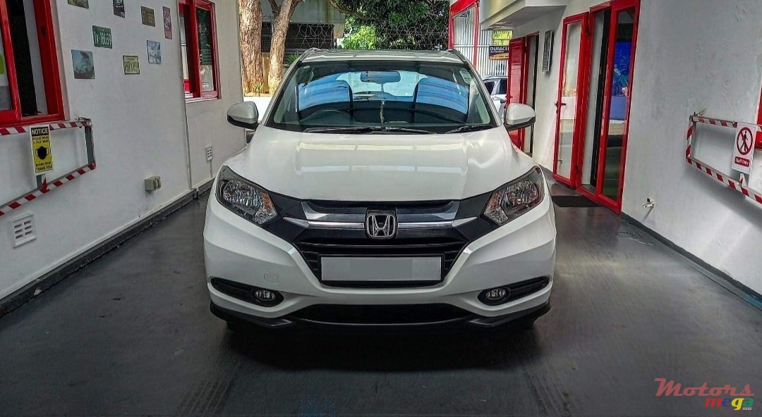 2018' Honda HR-V photo #1