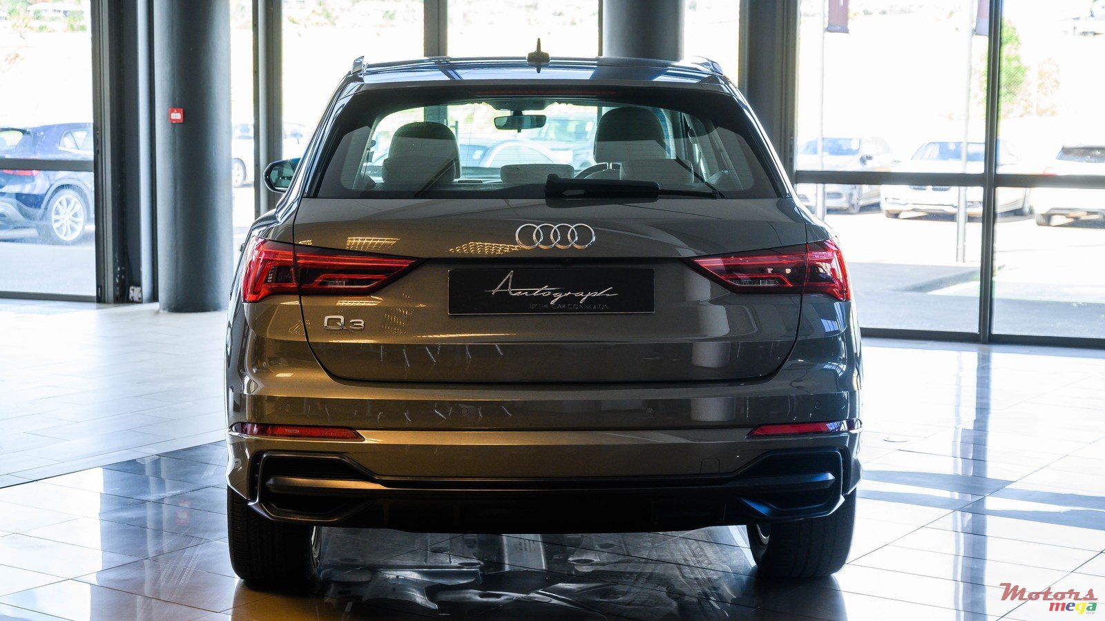 2019' Audi Q3 photo #2