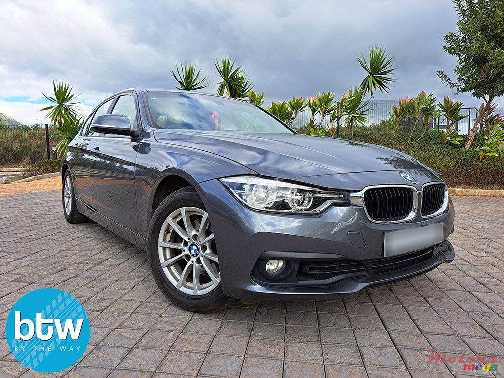 2018' BMW 3 Series photo #1