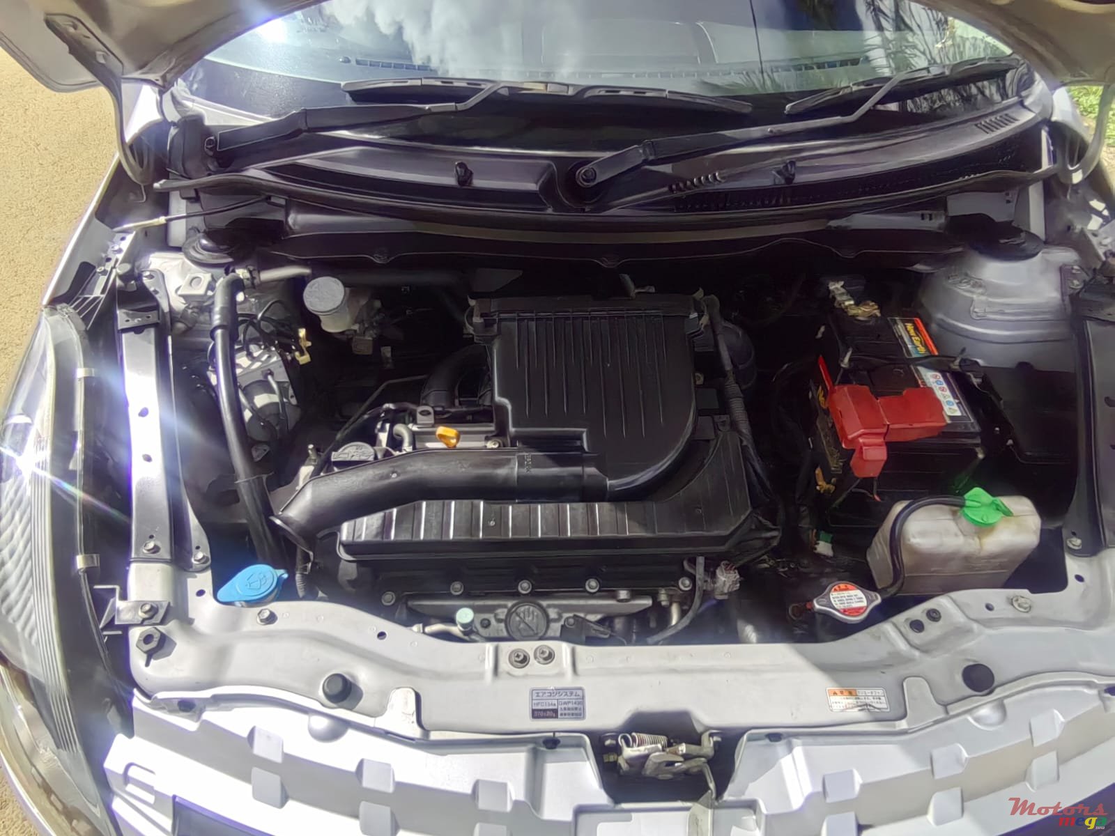 2015' Suzuki Swift photo #5